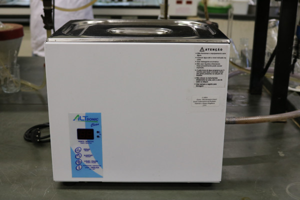 Banho de Ultrassom_ Marca ALTsonic, modelo_ Clean9CA